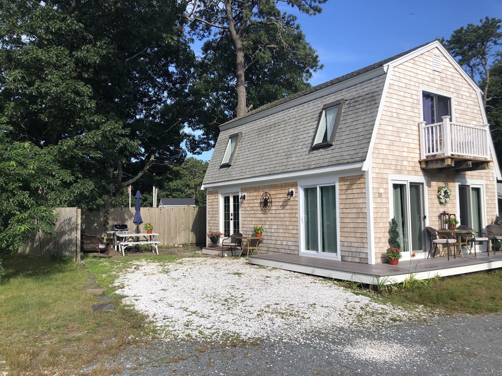 9 Bells Neck Rd # 10
