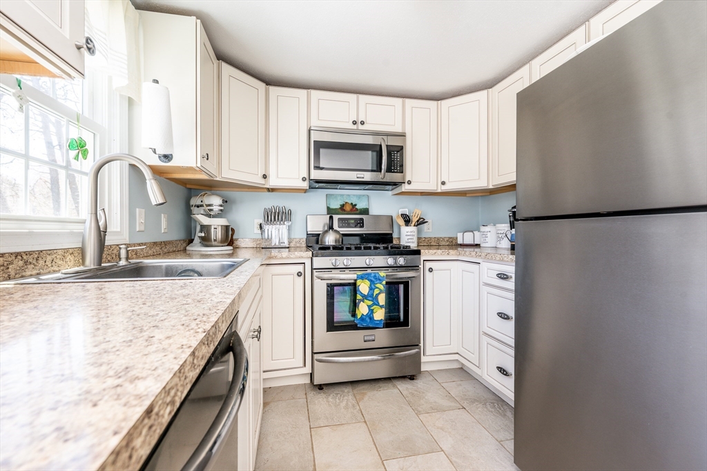 73 Swift Brook Rd