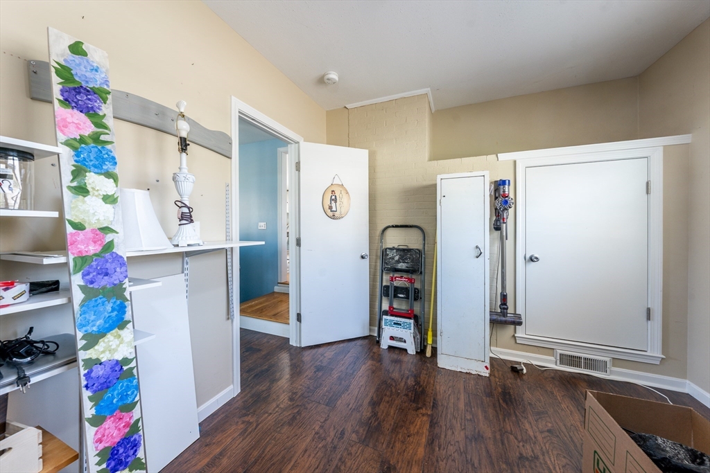 73 Swift Brook Rd