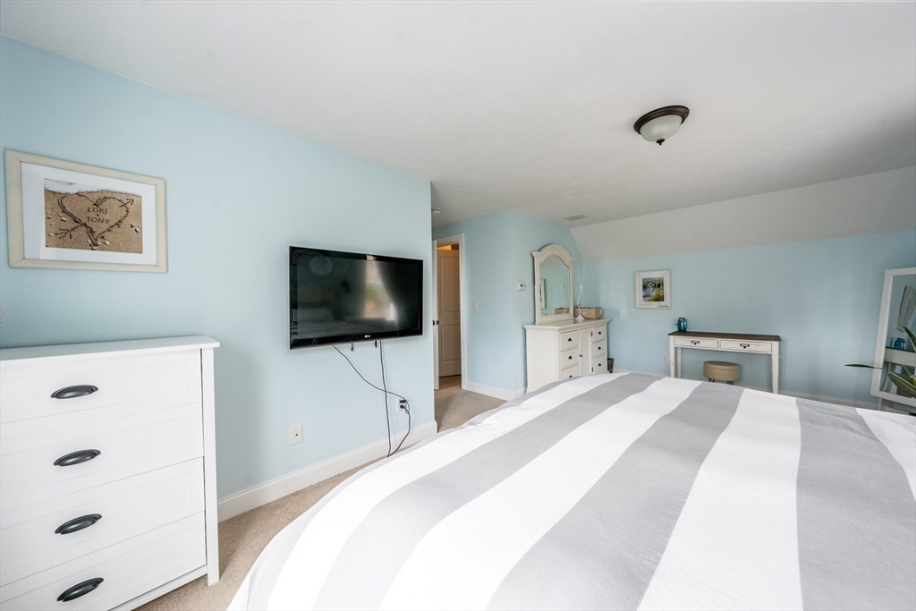 137 Falmouth Sandwich Rd