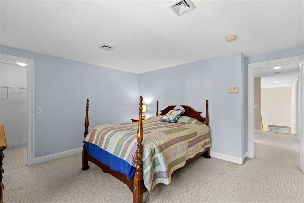 5 Summerwind Ln