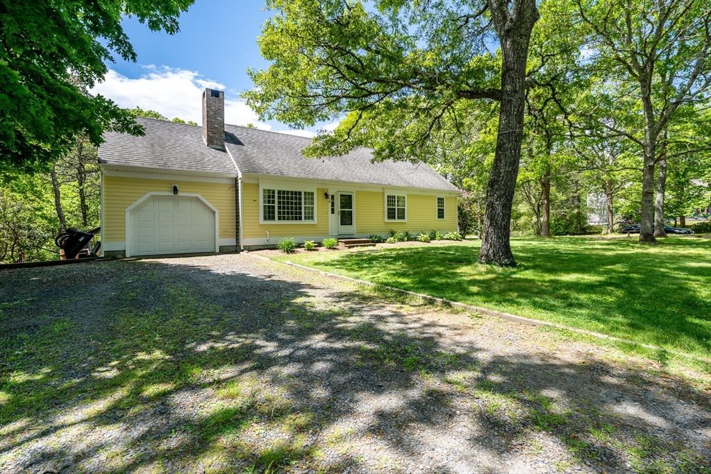 168 White Moss Dr