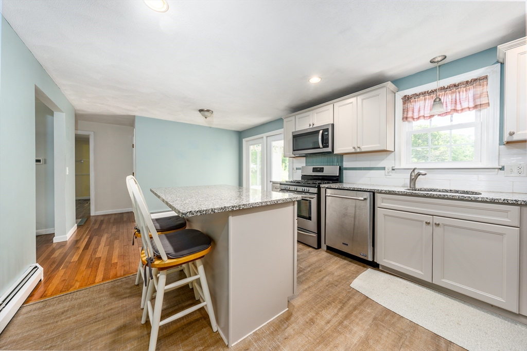 318 Airline Rd
