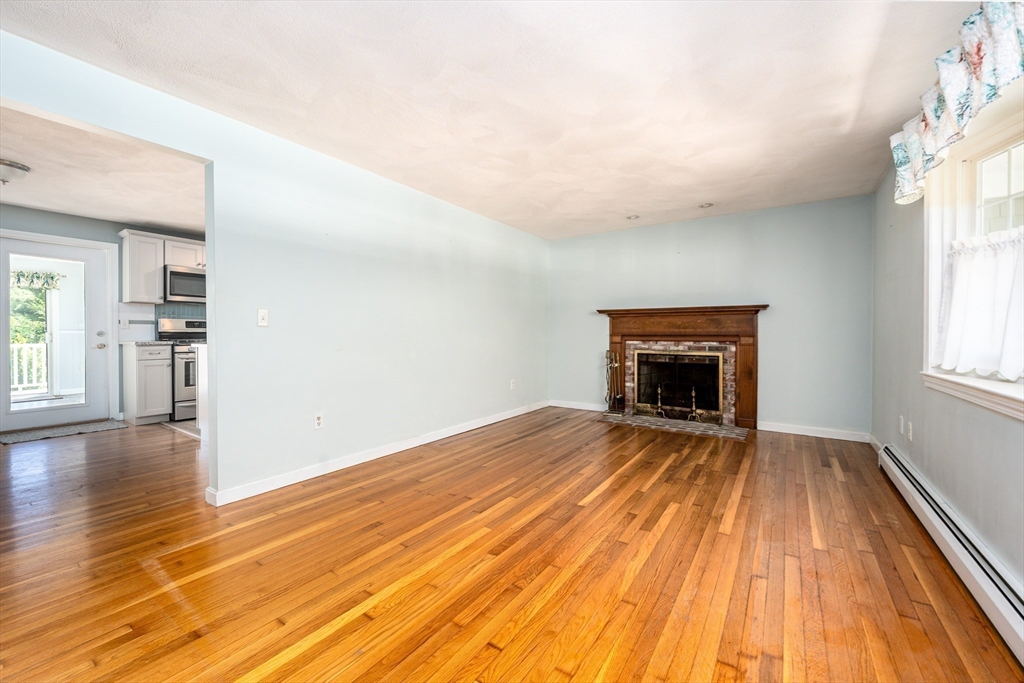 318 Airline Rd