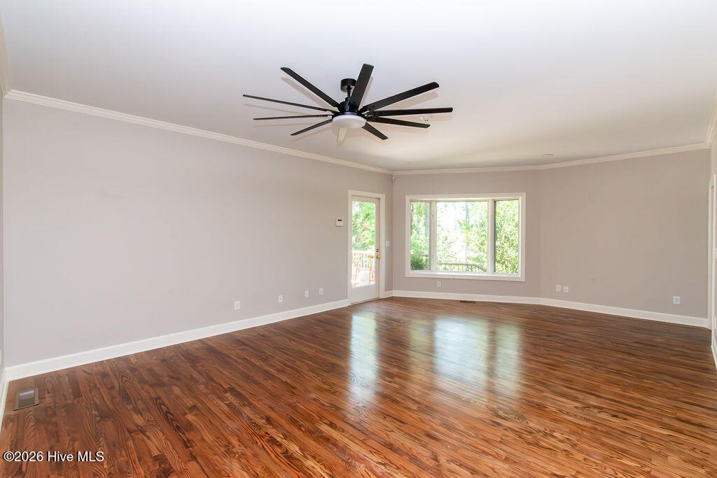 3951 Hammonds Ferry