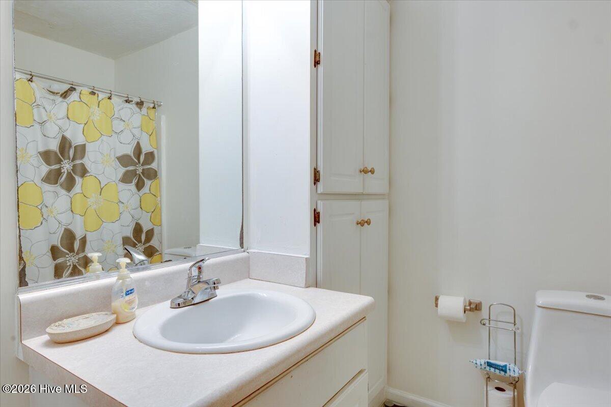 2103 Gatewood Drive