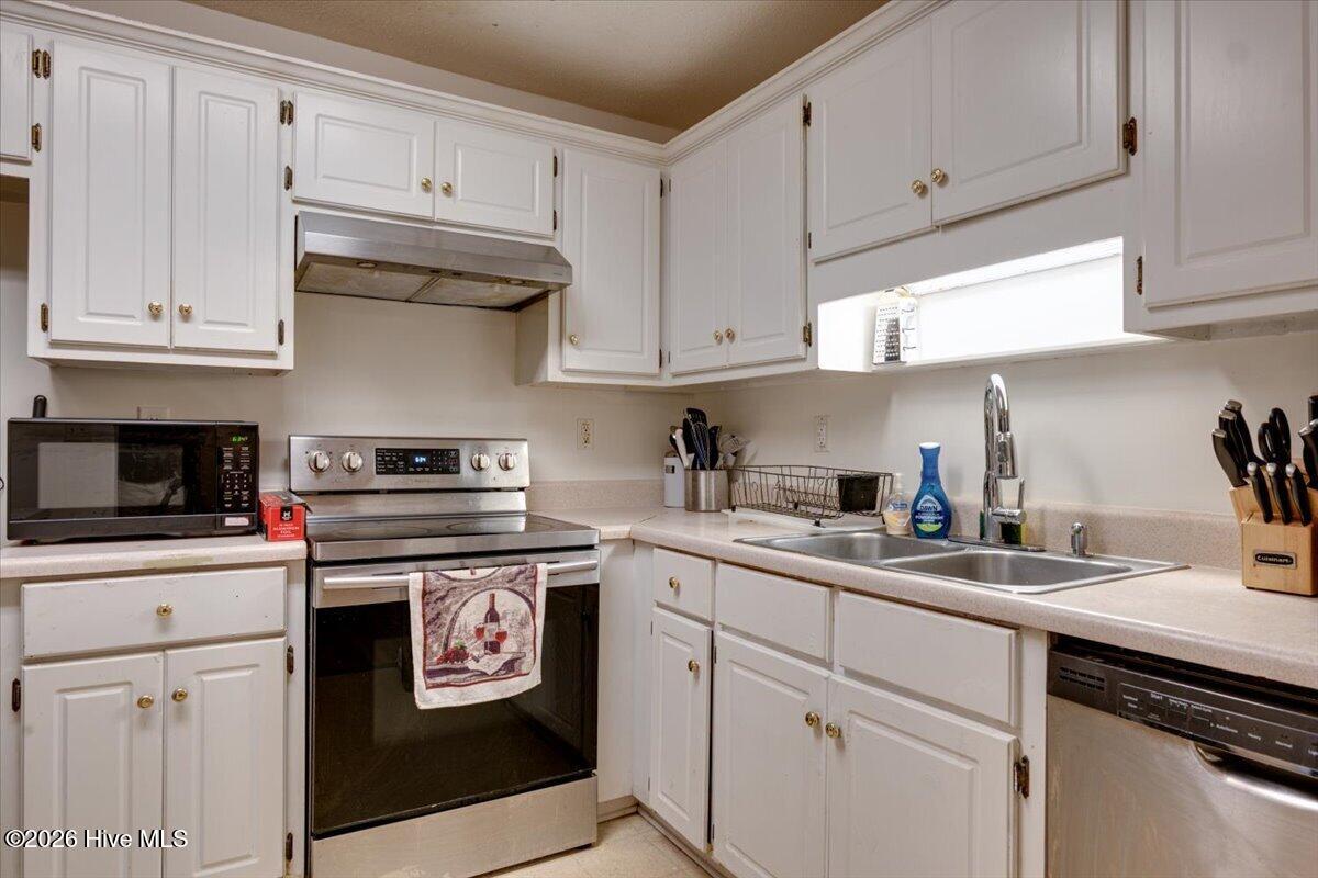 2103 Gatewood Drive