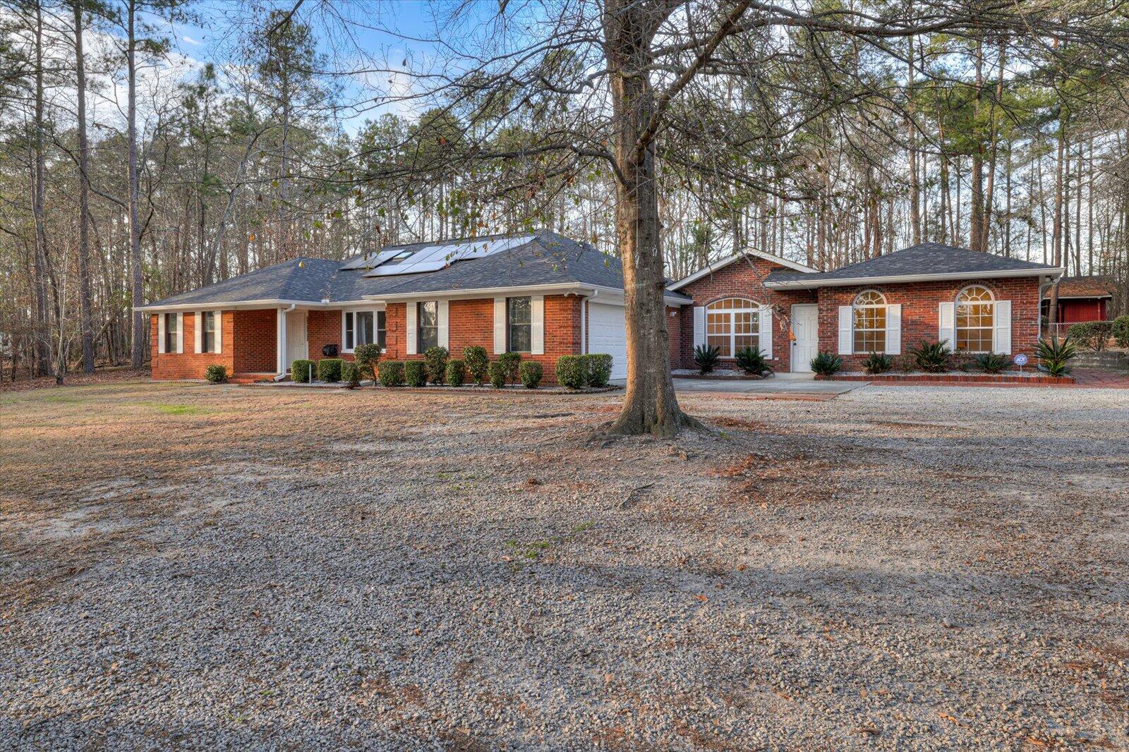 694 Kingston Road