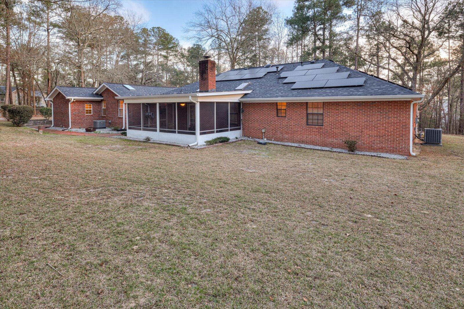 694 Kingston Road
