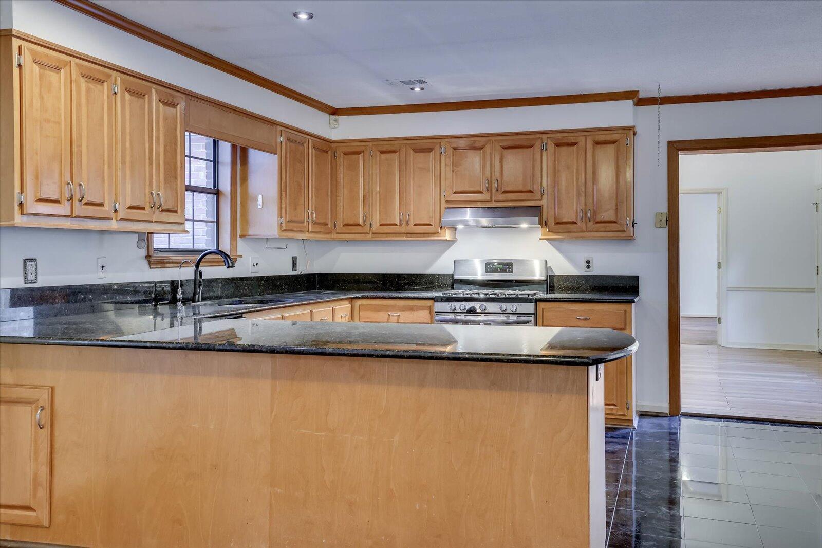 694 Kingston Road