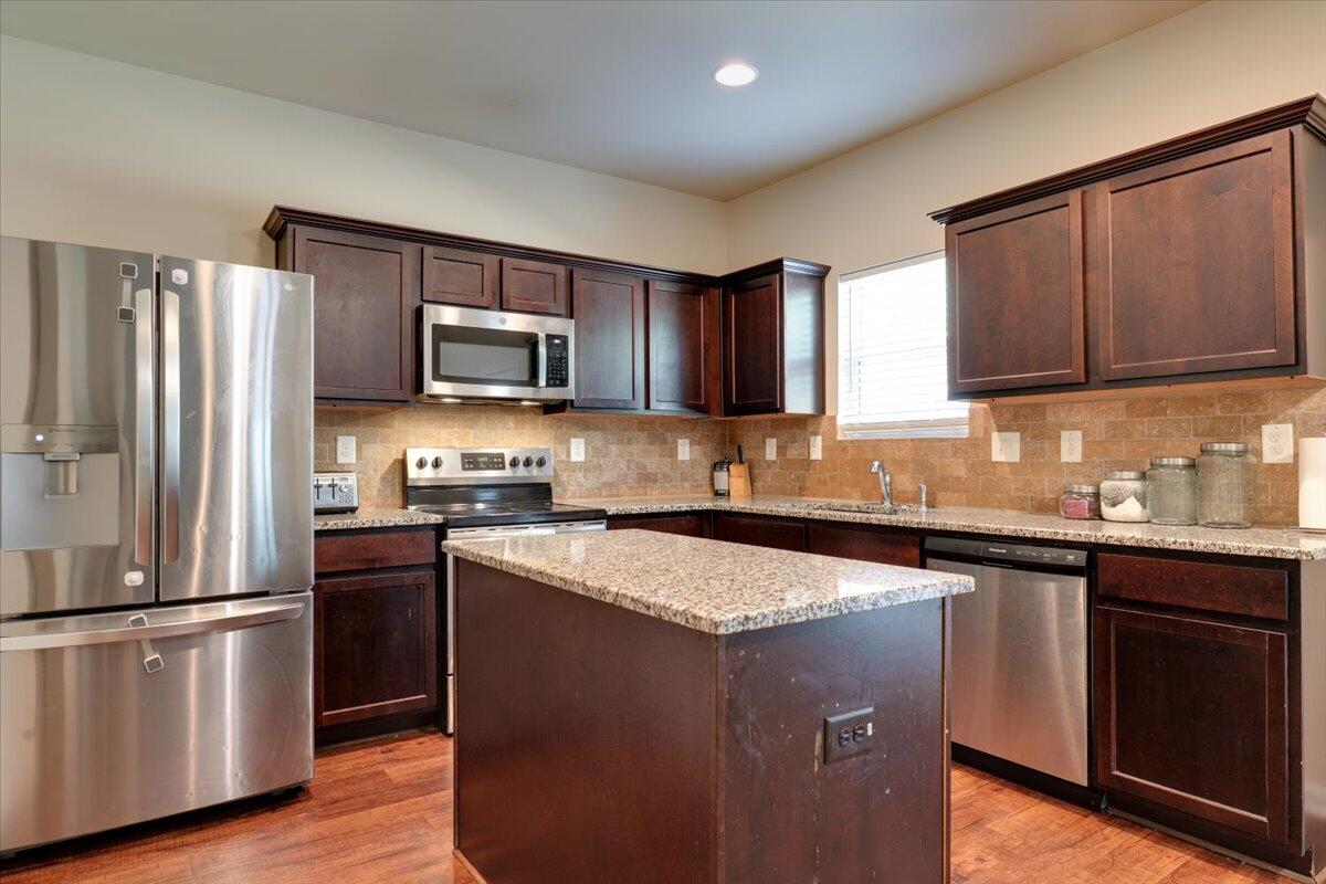 1170 Fawn Forest Road, _