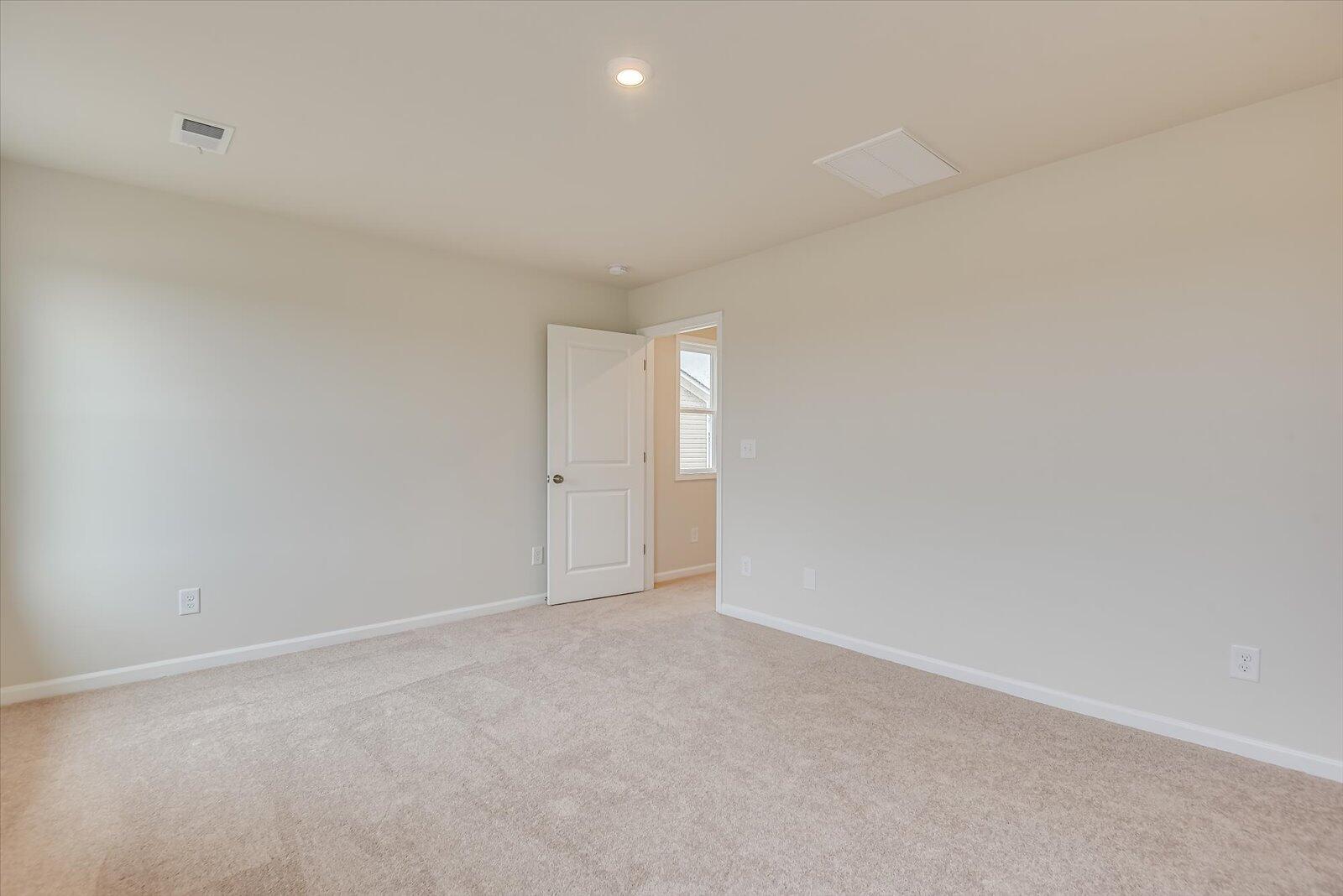 793 Manitou Circle