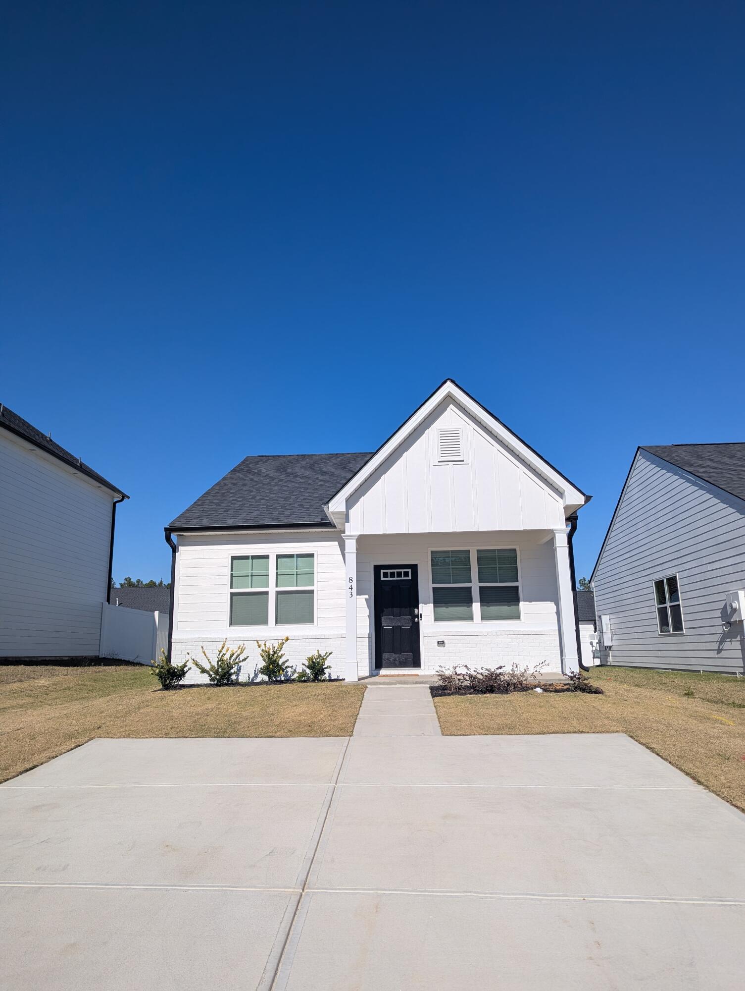843 Feldspar Manor