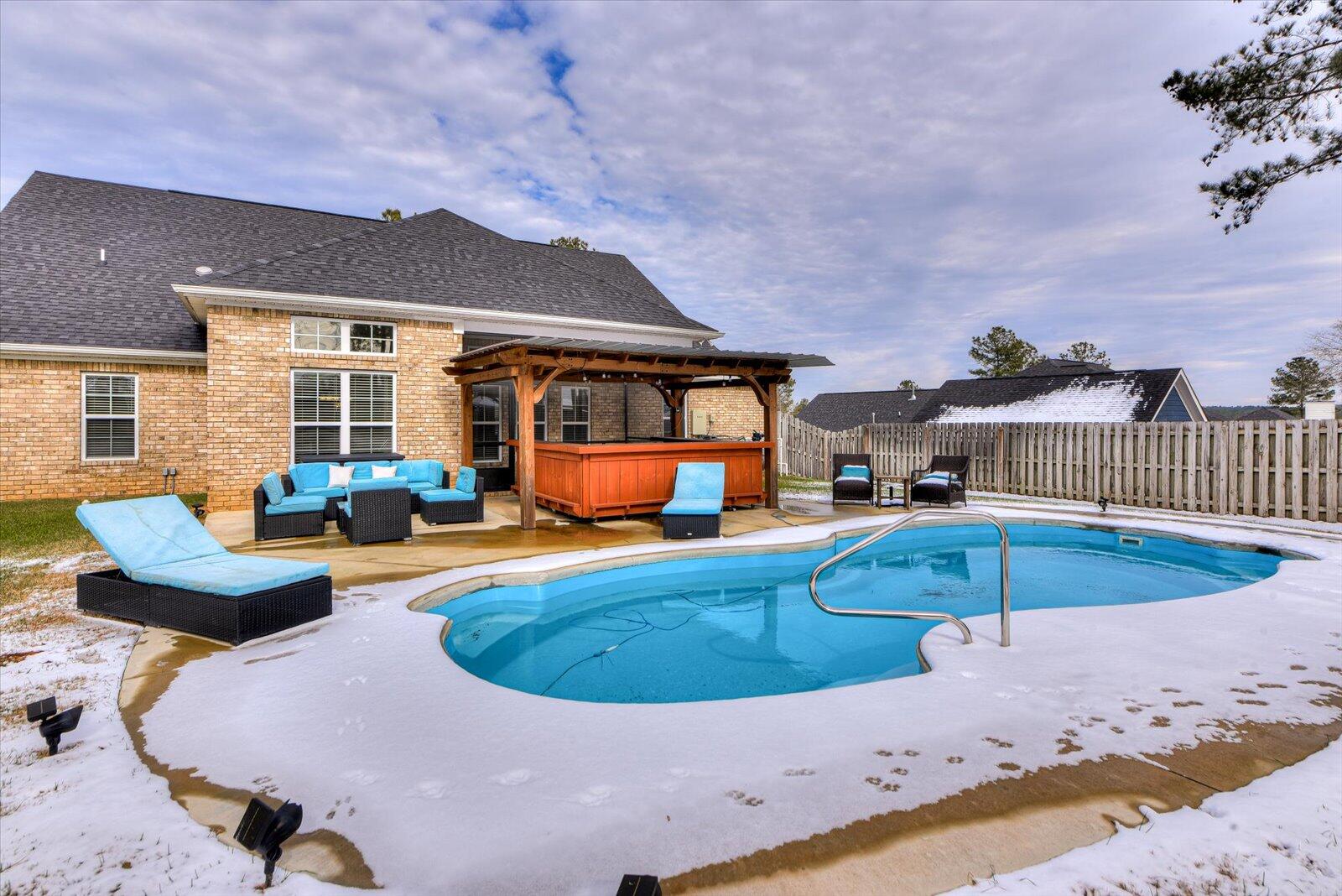 2069 Edenberry Row