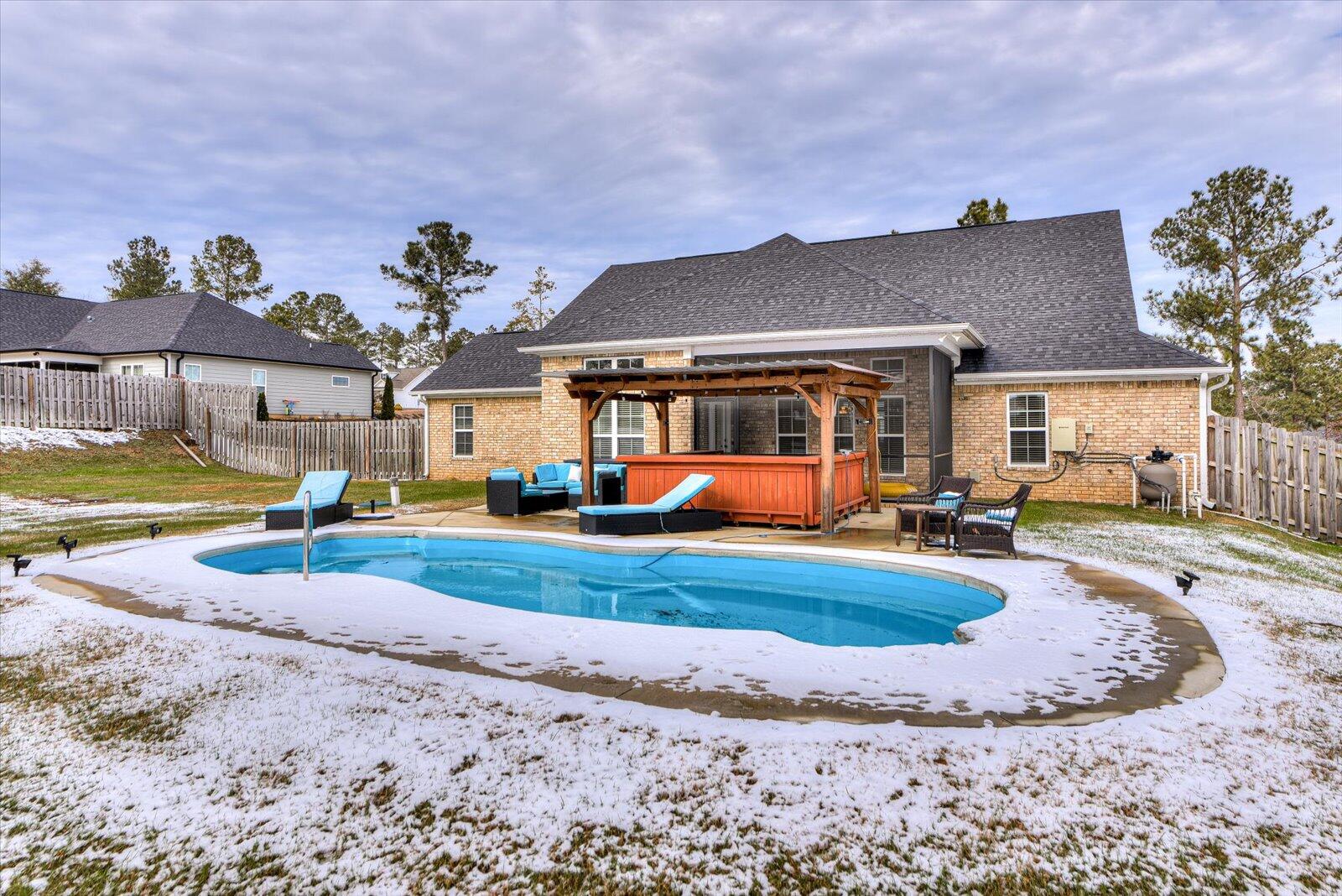 2069 Edenberry Row