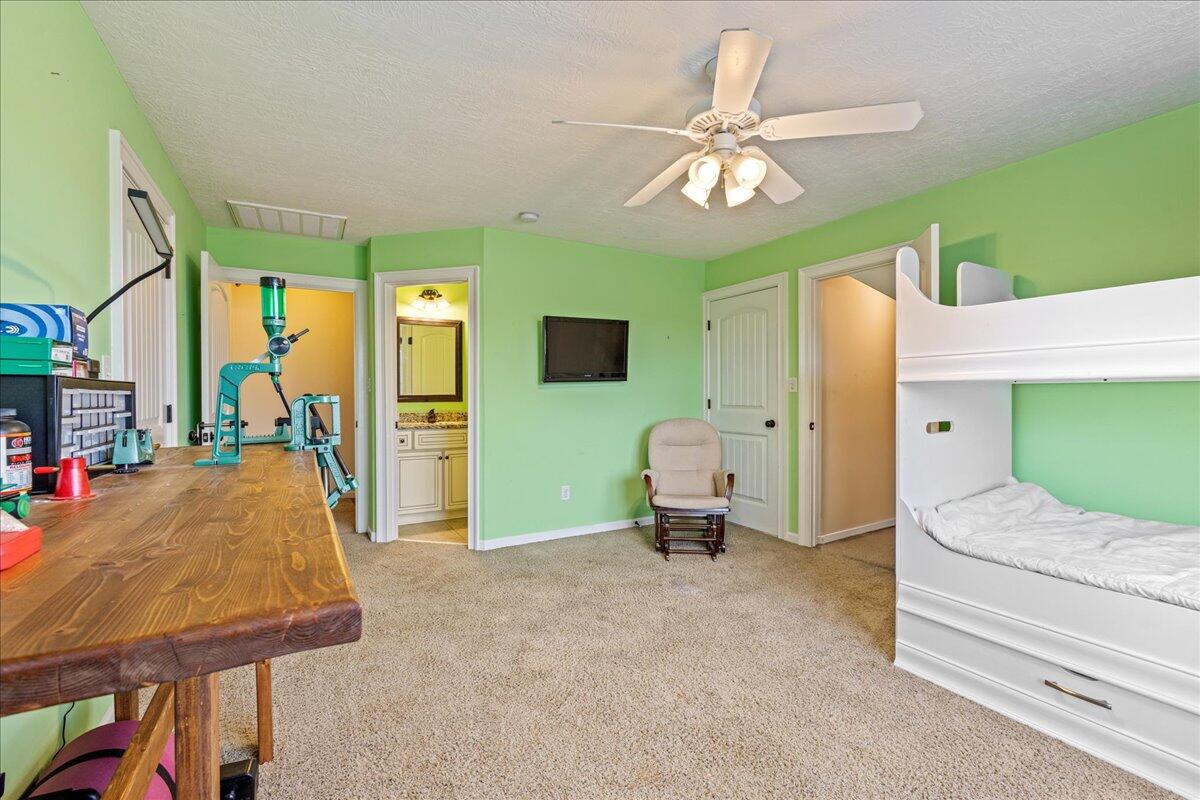 5170 Windmill Place Place