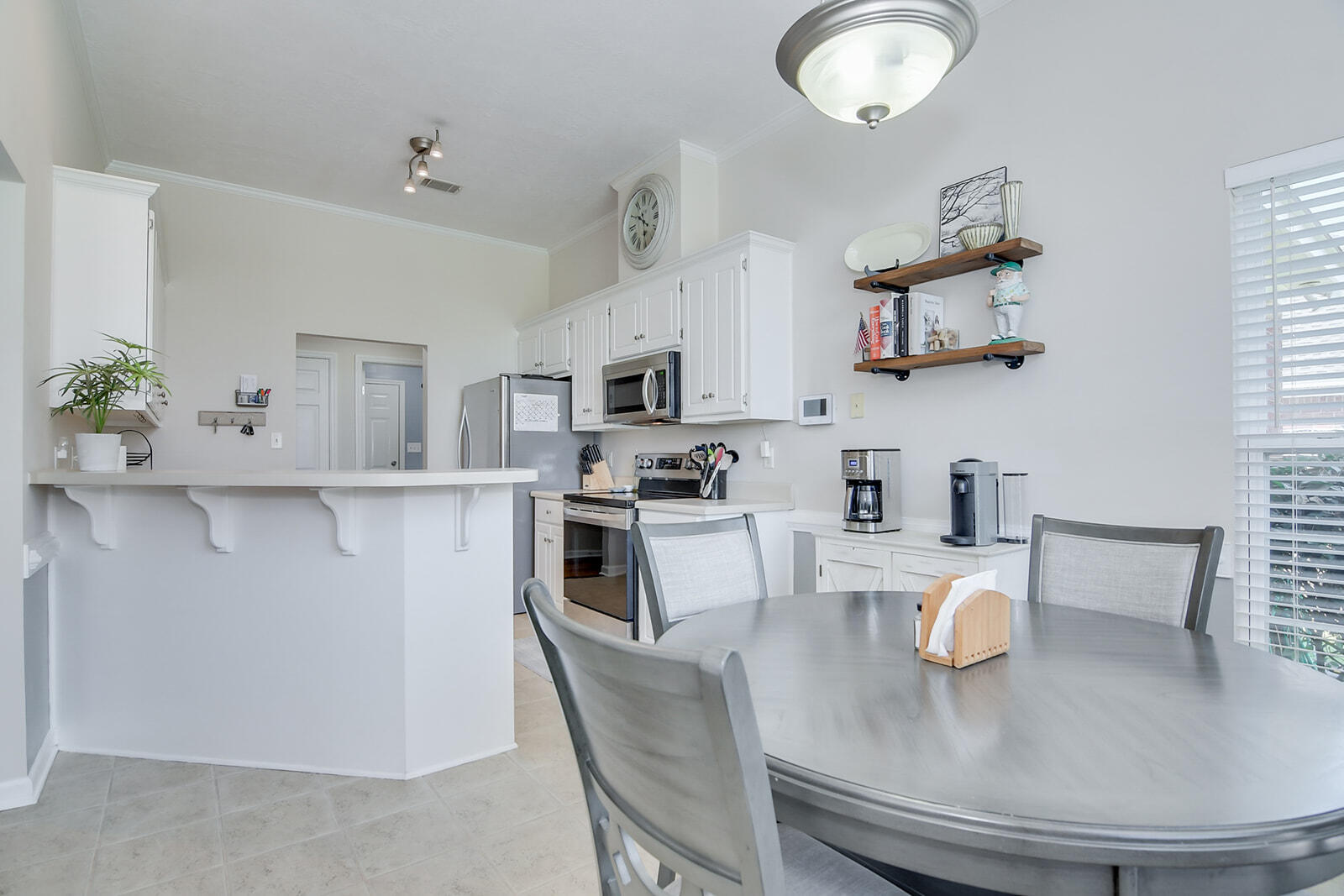 512 Marble Falls
