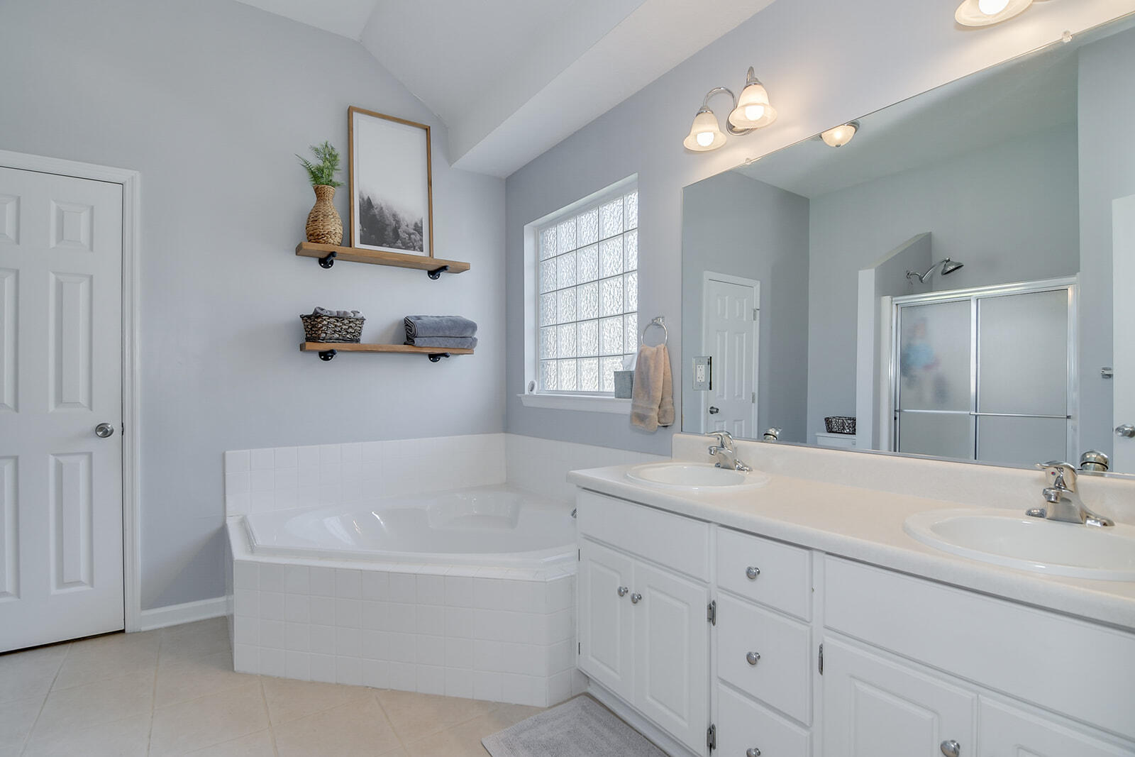 512 Marble Falls