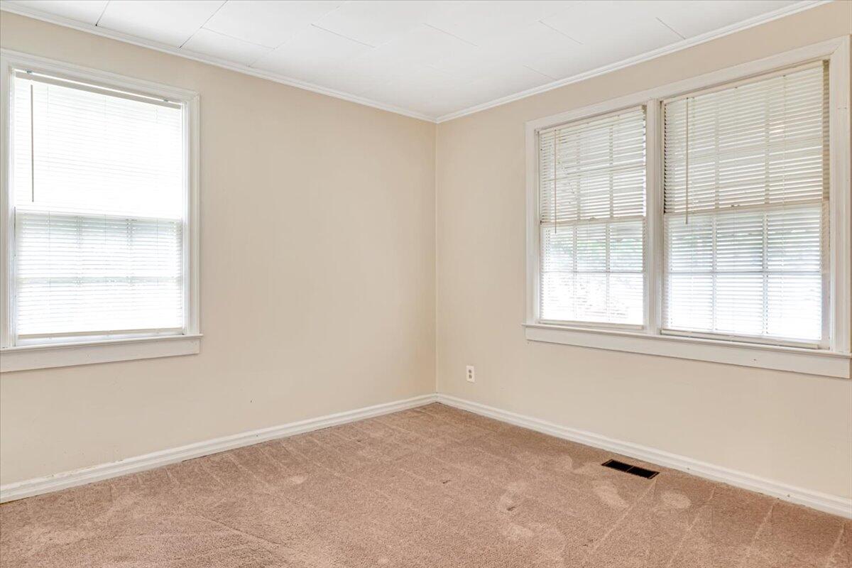 256 Williamsburg Street NE