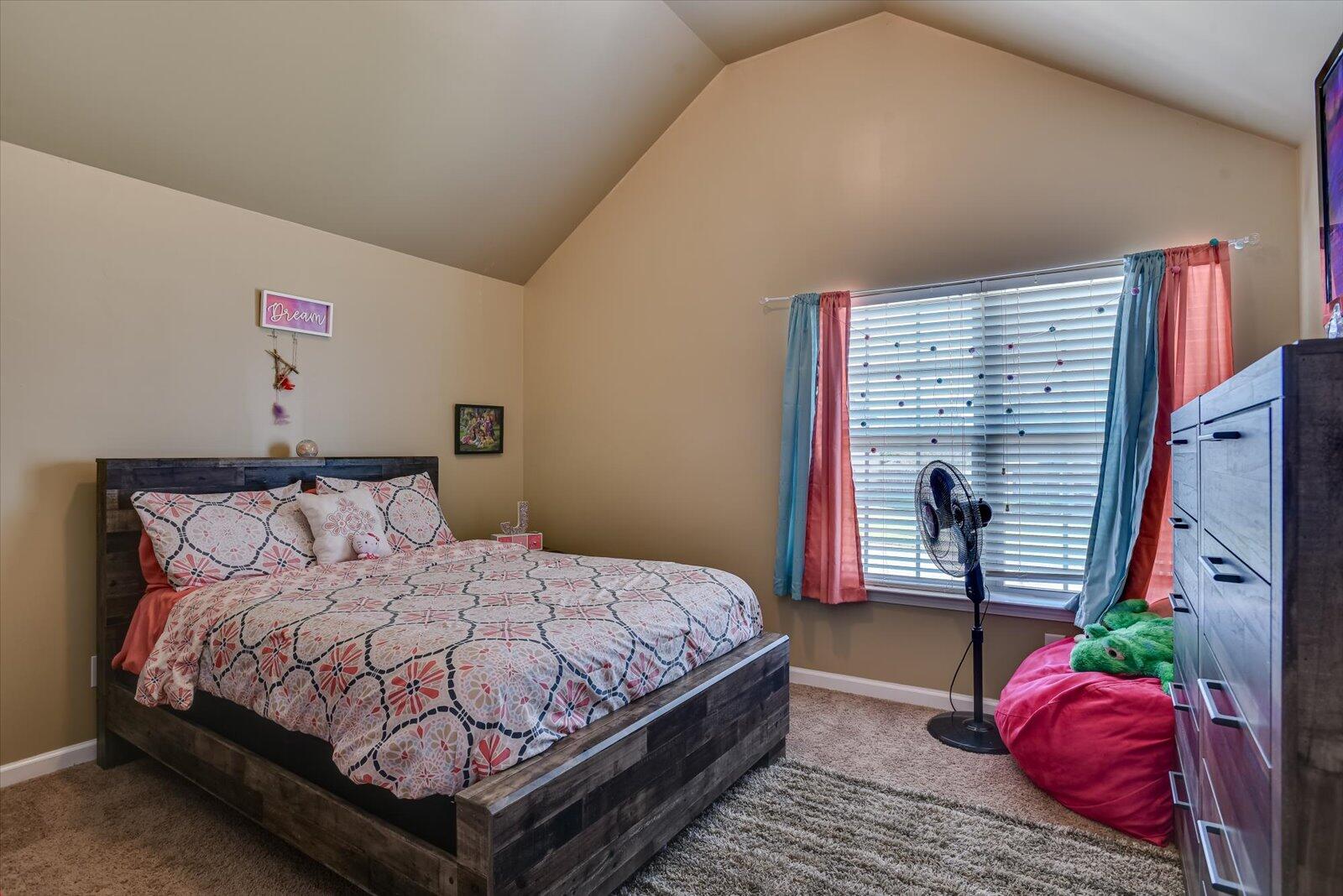 1252 Paramount Court