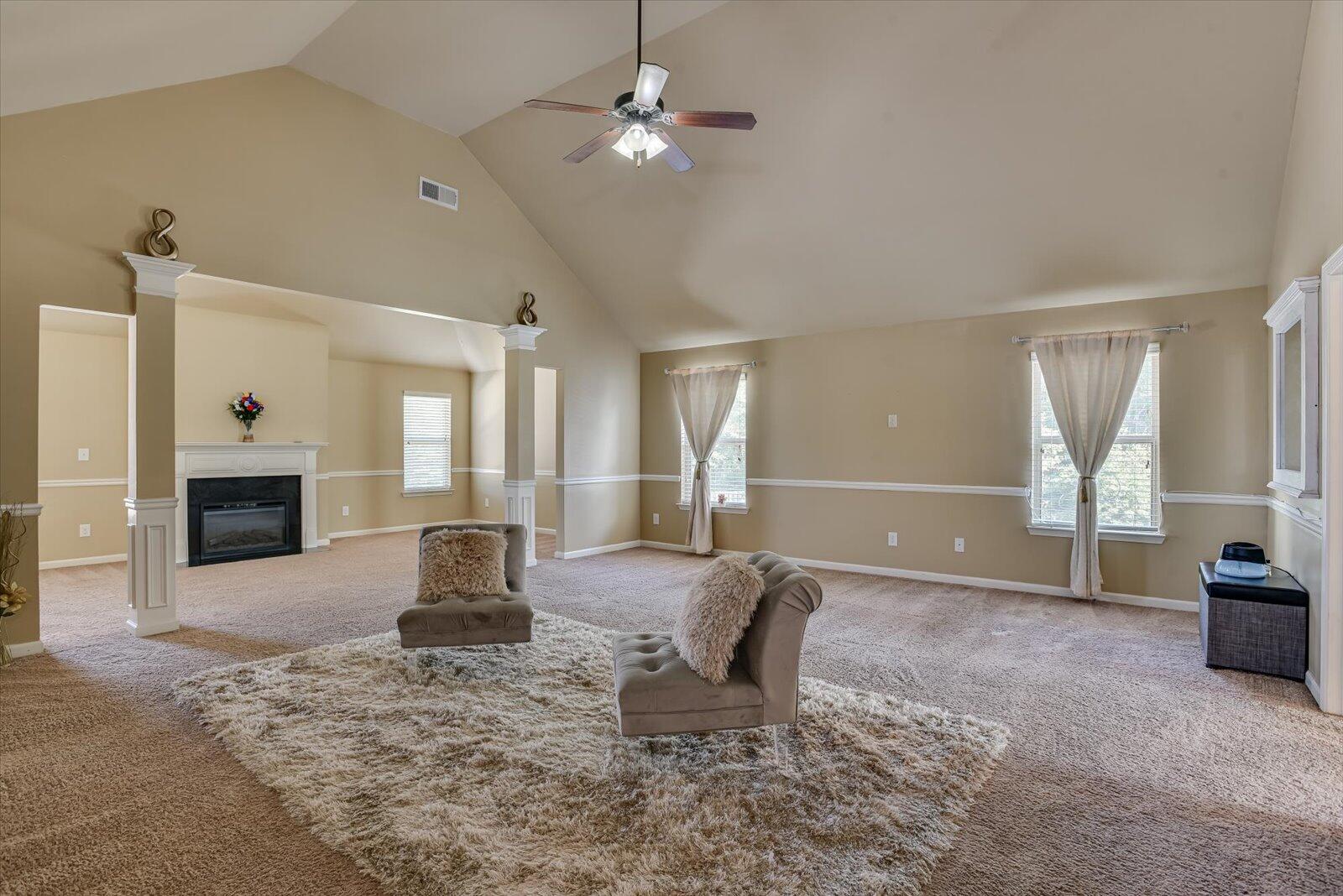 1252 Paramount Court