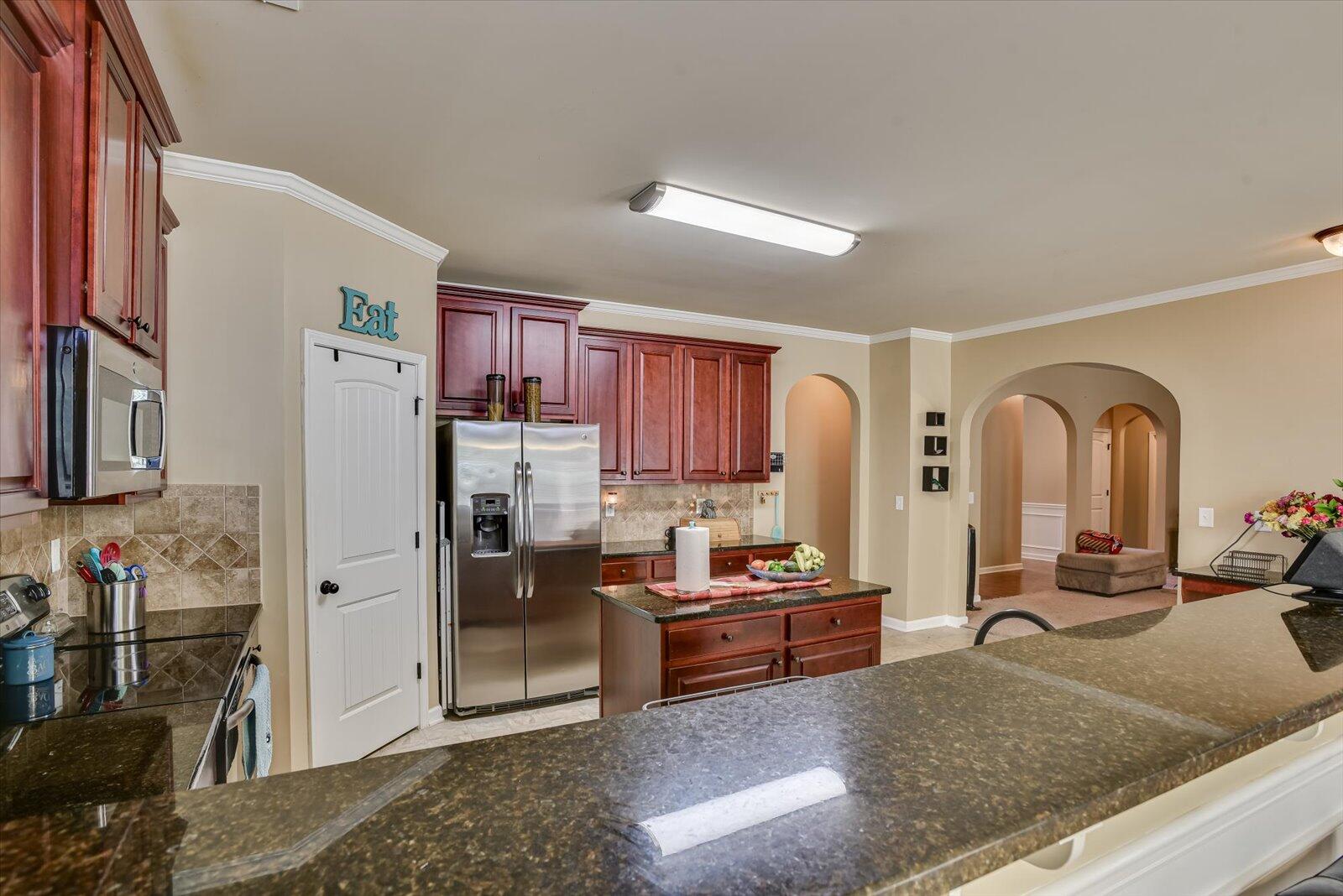 1252 Paramount Court