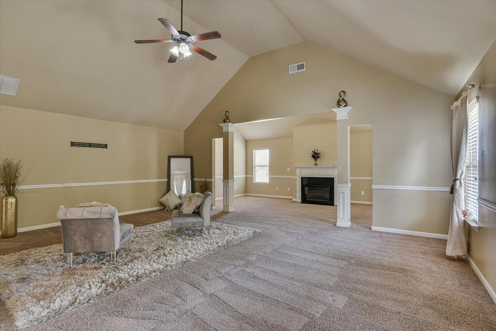 1252 Paramount Court