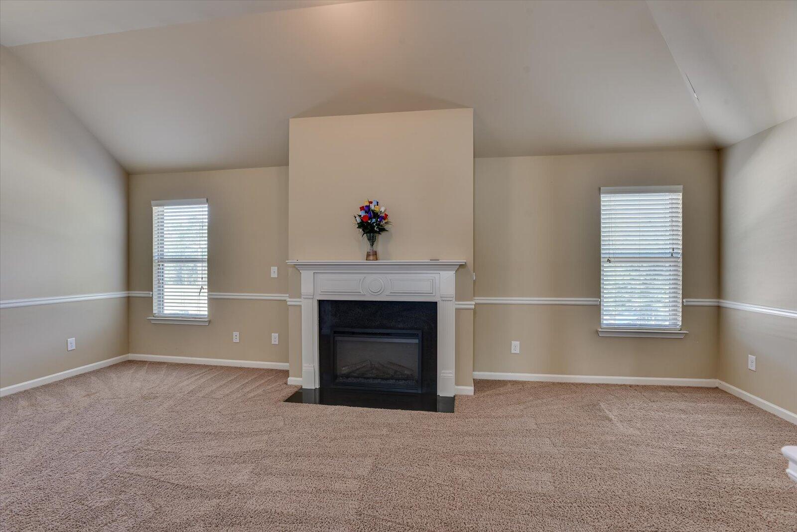 1252 Paramount Court