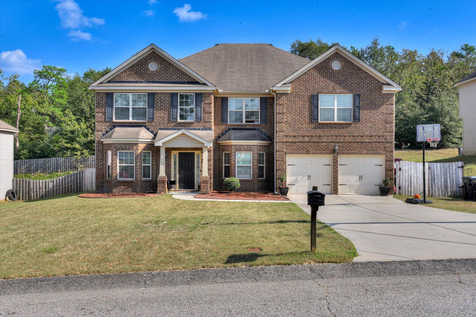 1252 Paramount Court