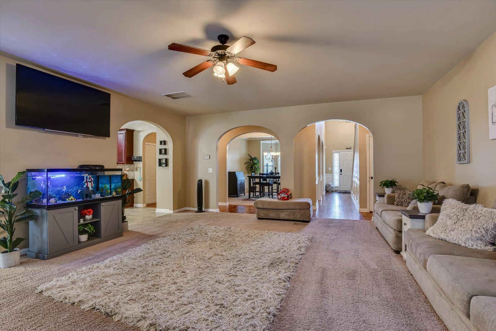 1252 Paramount Court
