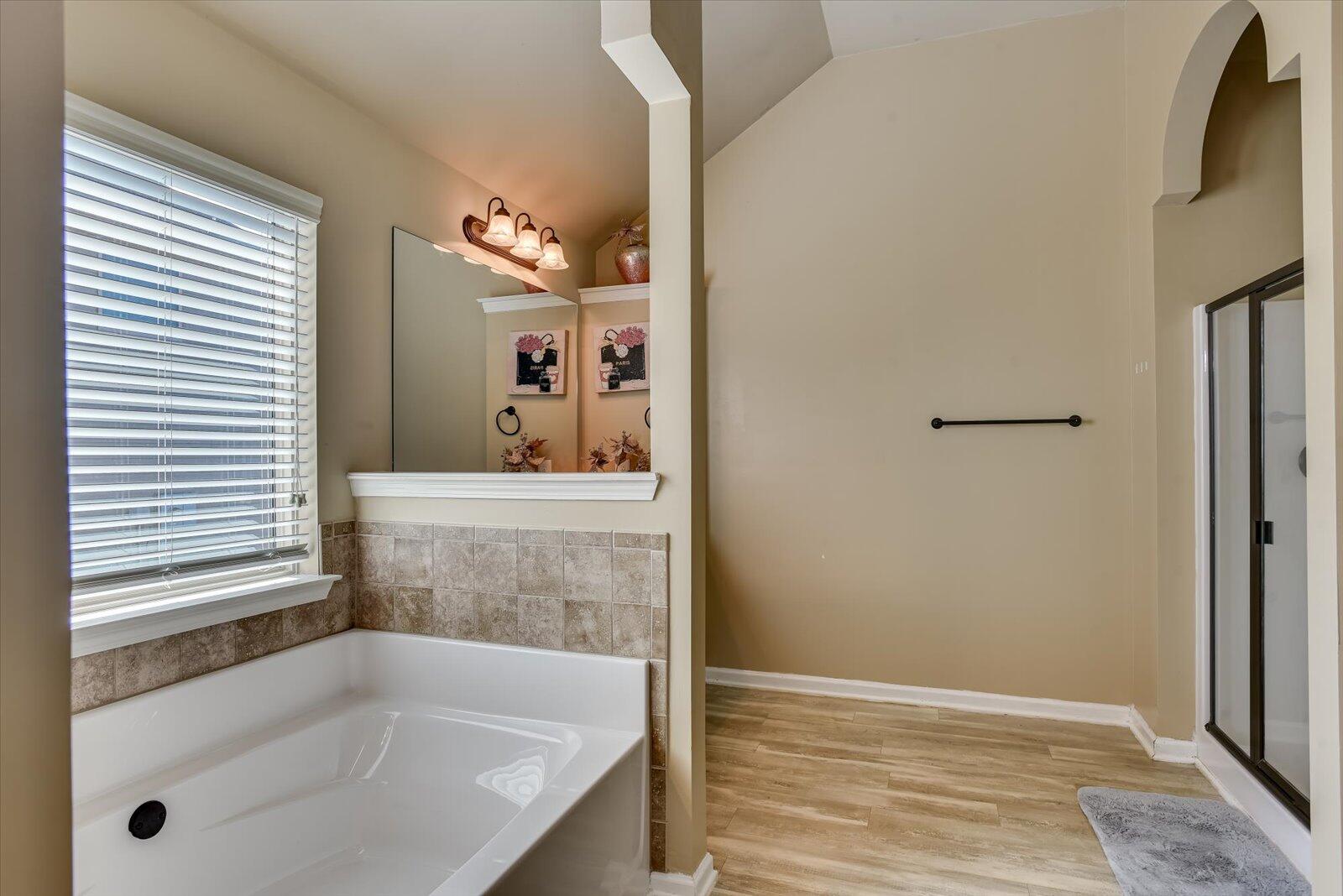 1252 Paramount Court