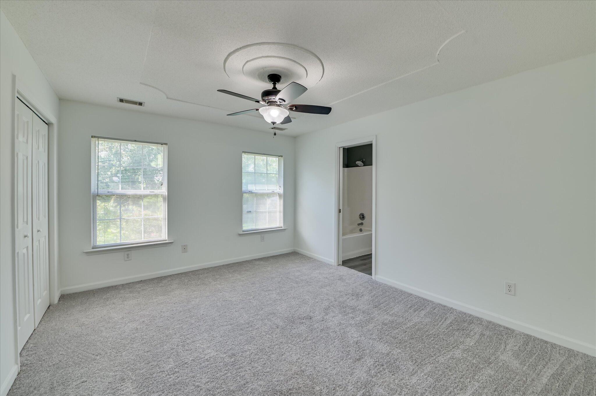 3809 Oxford Drive