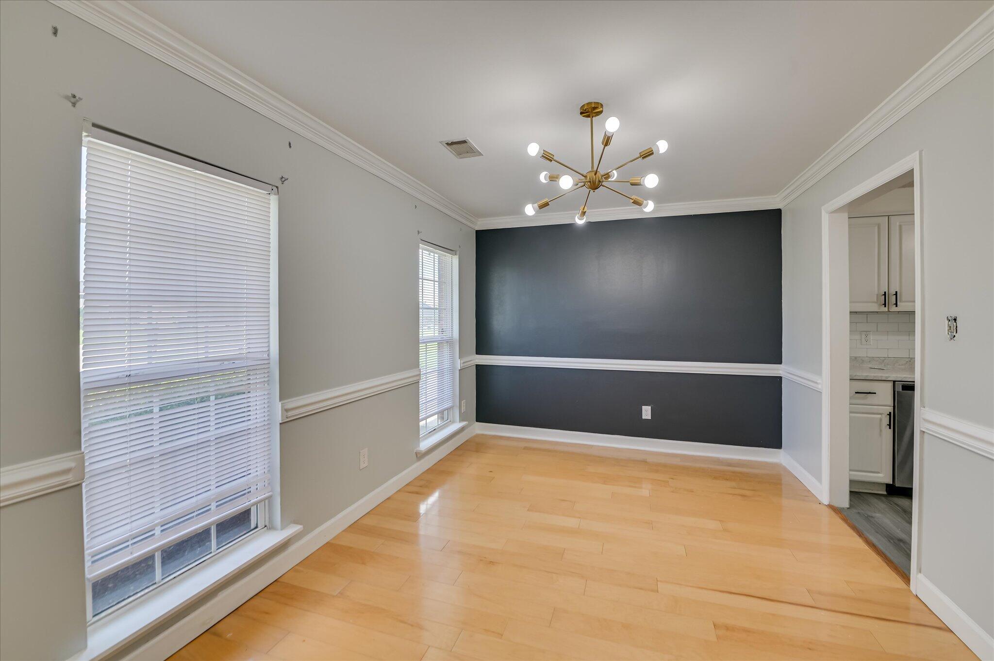 3809 Oxford Drive