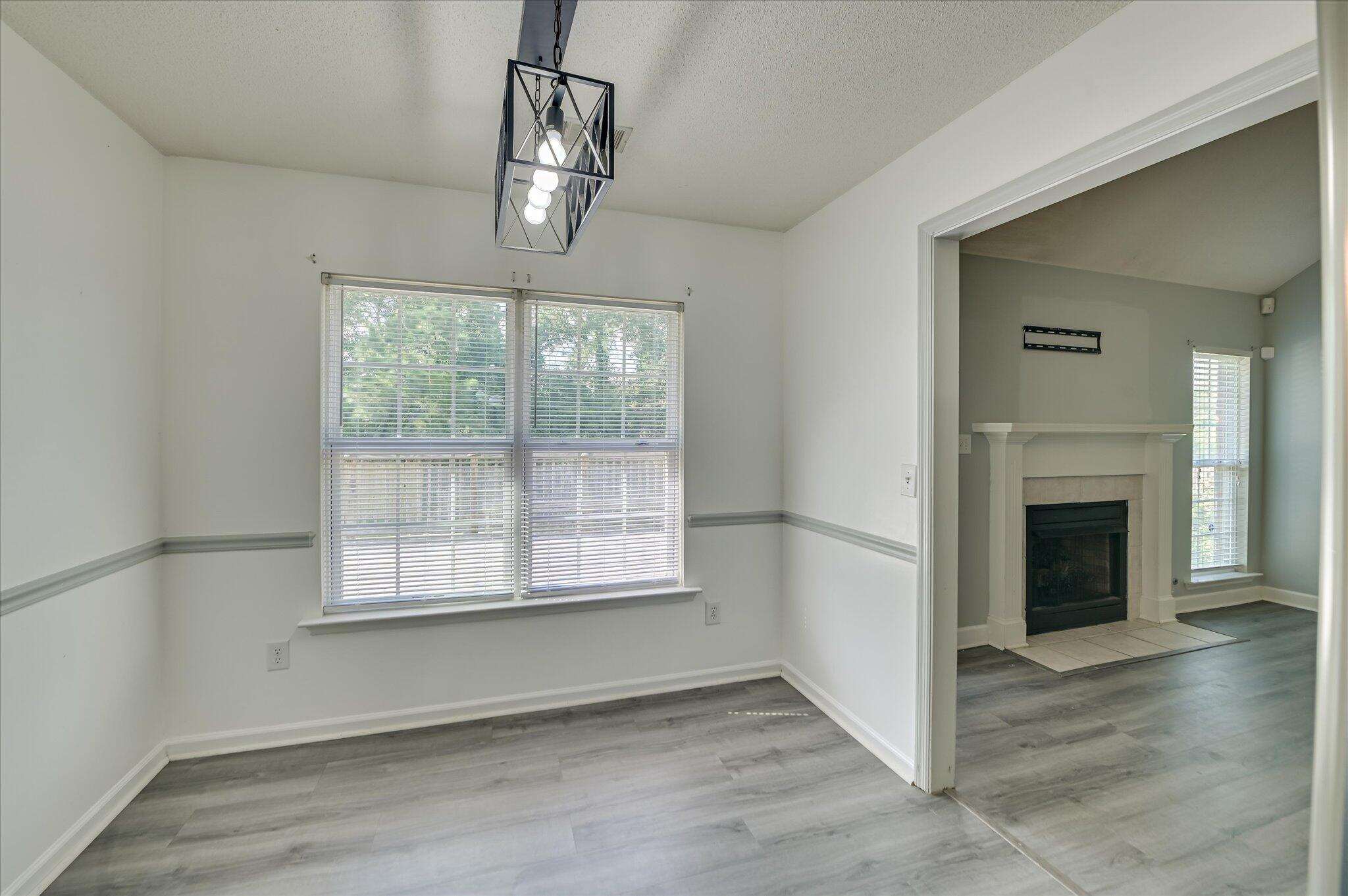 3809 Oxford Drive