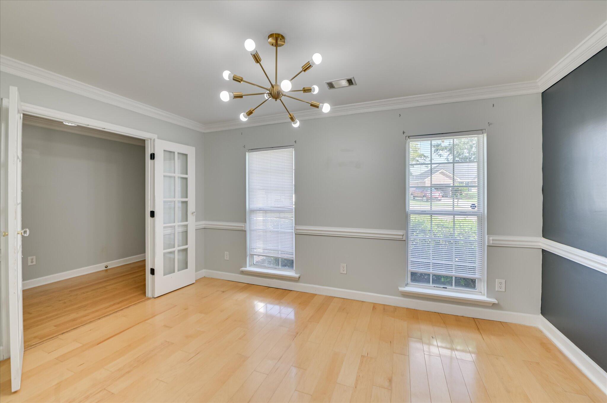 3809 Oxford Drive