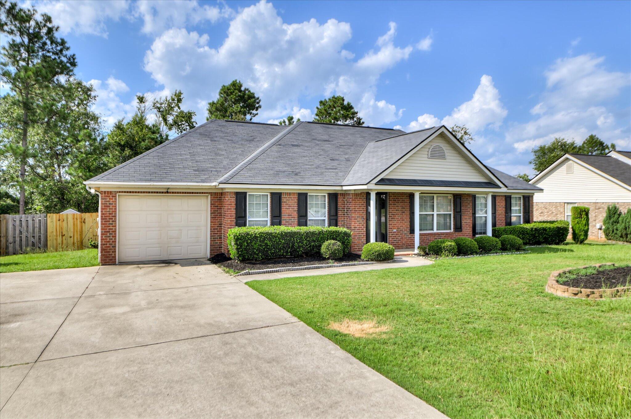 3809 Oxford Drive