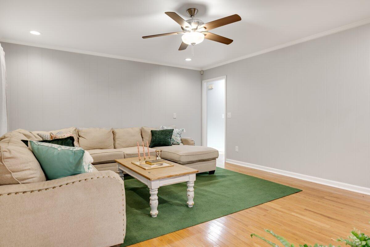 984 Campbellton Drive