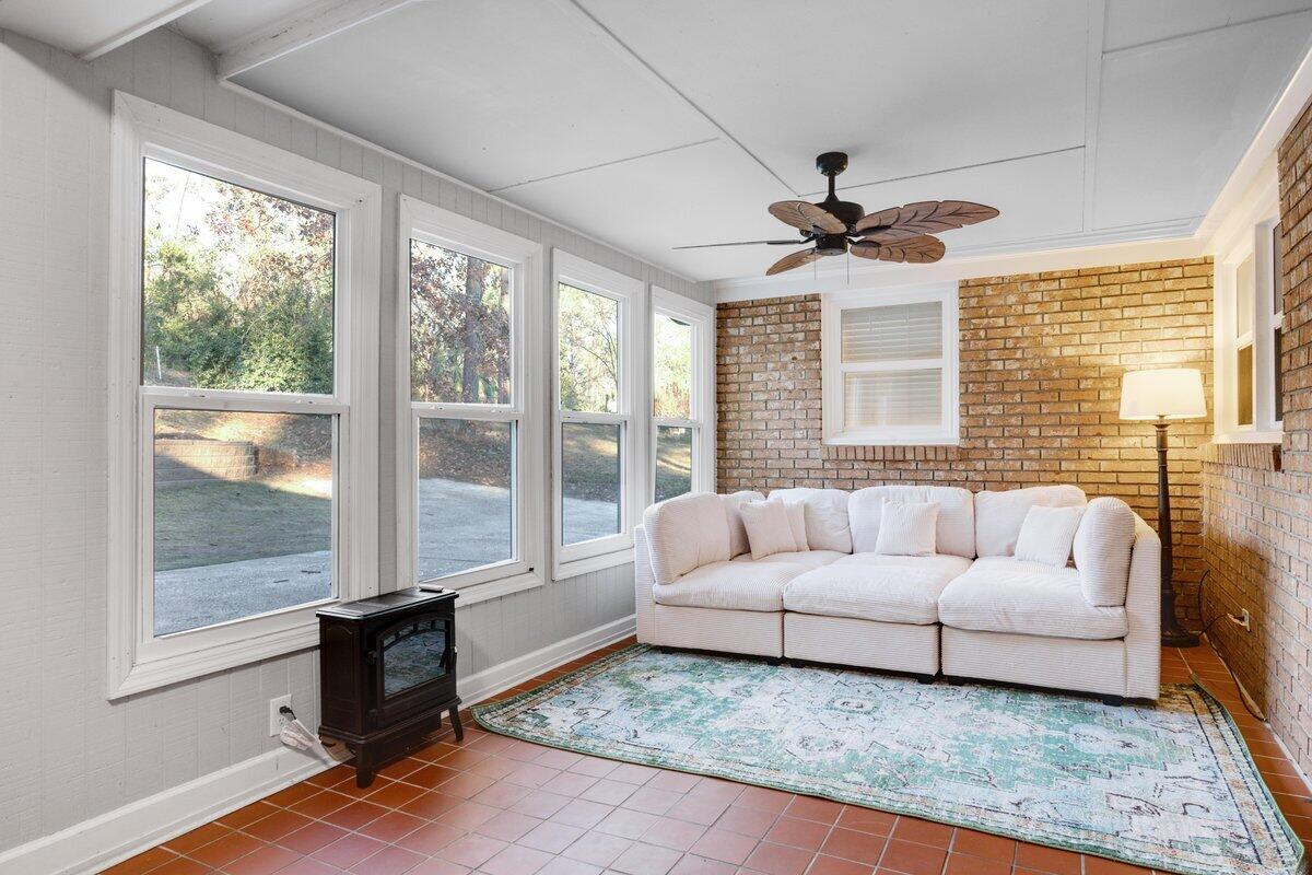 984 Campbellton Drive