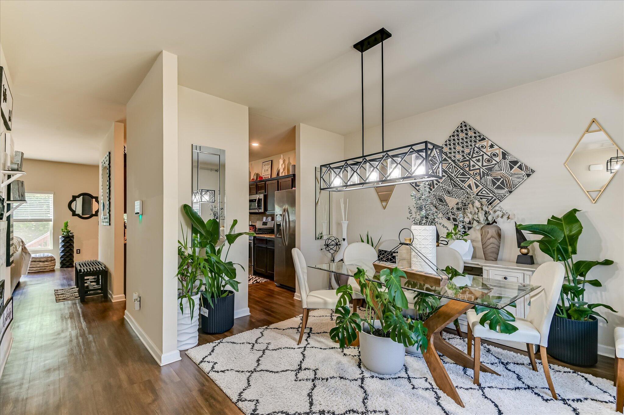1528 Oglethorpe Drive