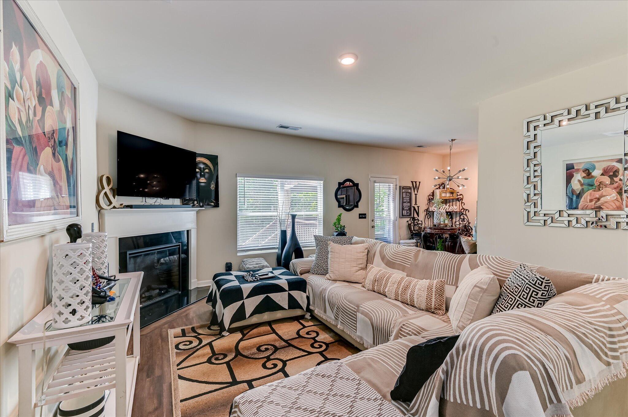 1528 Oglethorpe Drive