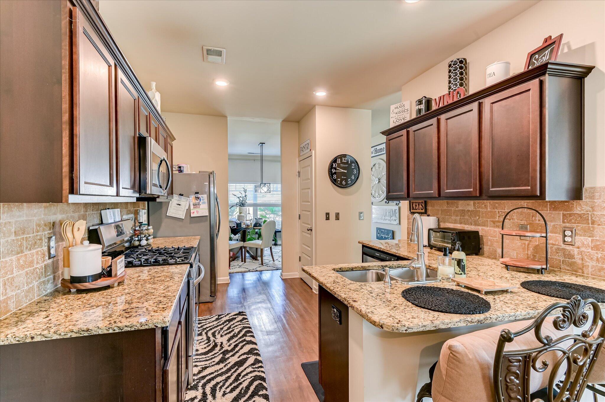 1528 Oglethorpe Drive
