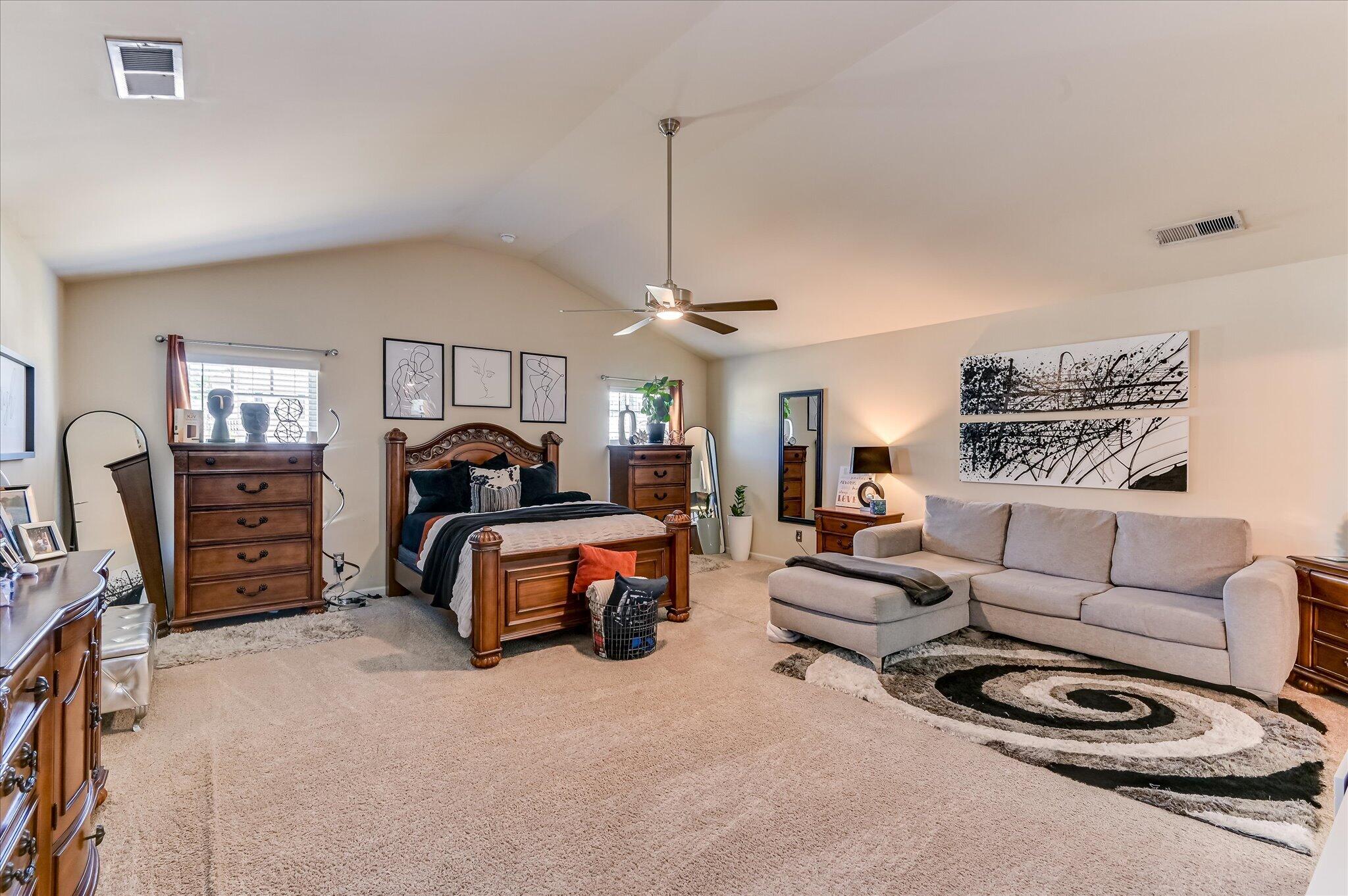 1528 Oglethorpe Drive
