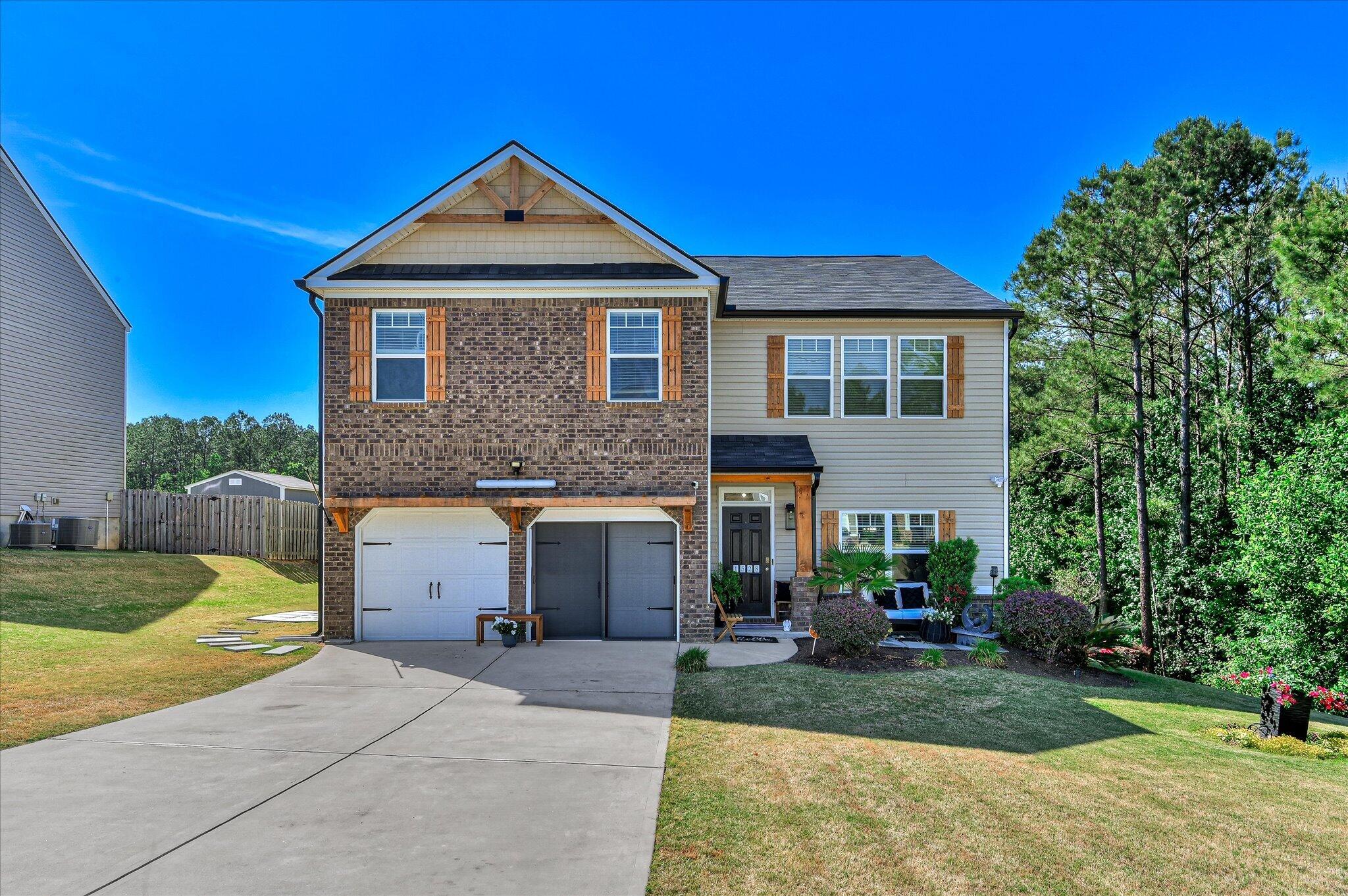 1528 Oglethorpe Drive