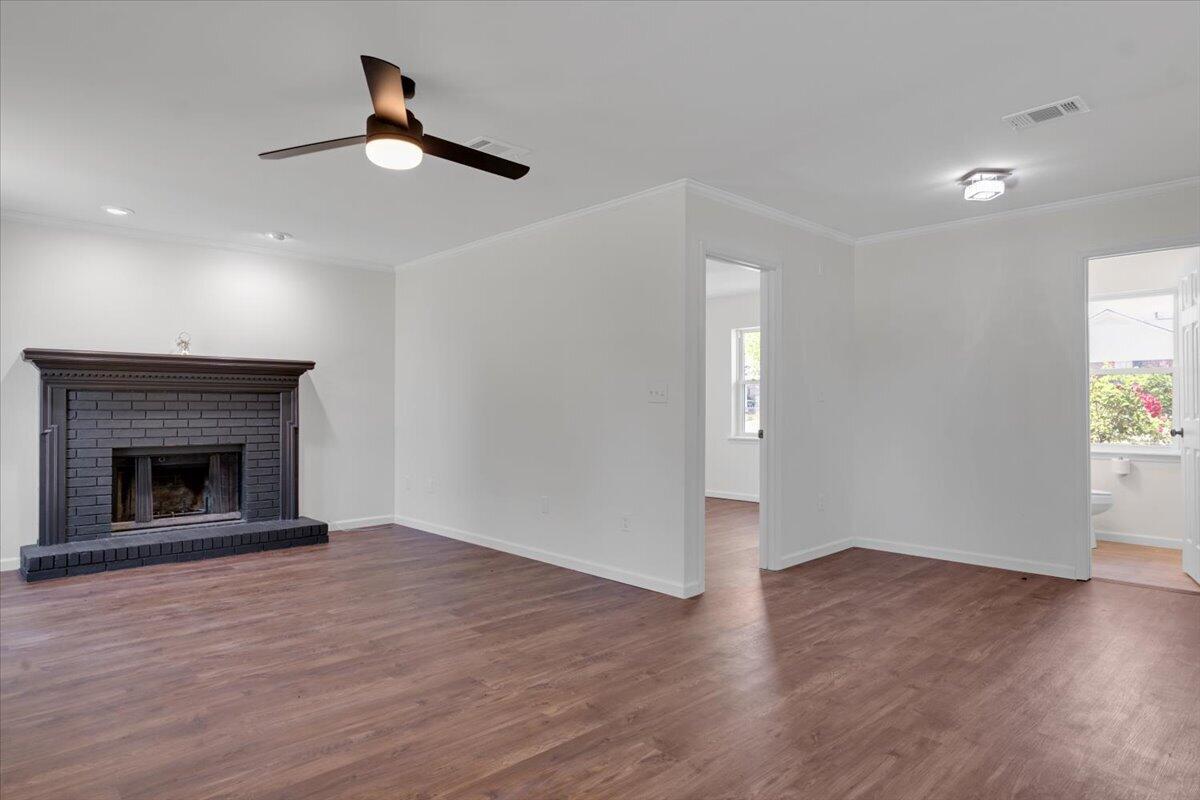 3936 Ellen Street