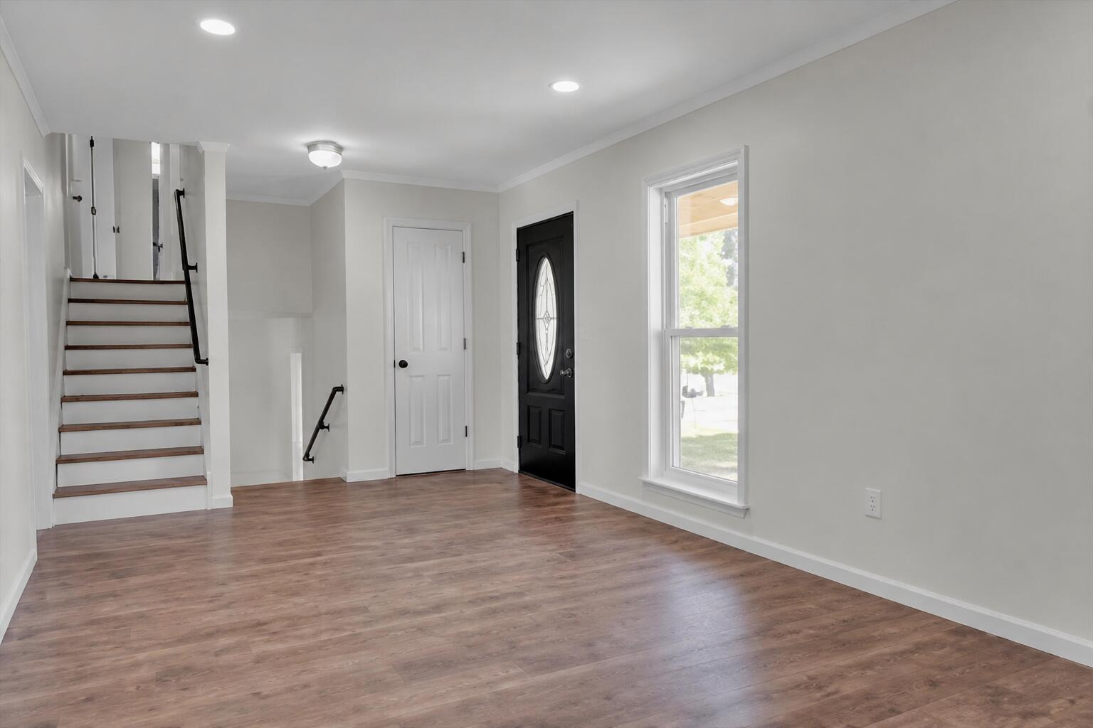 3936 Ellen Street