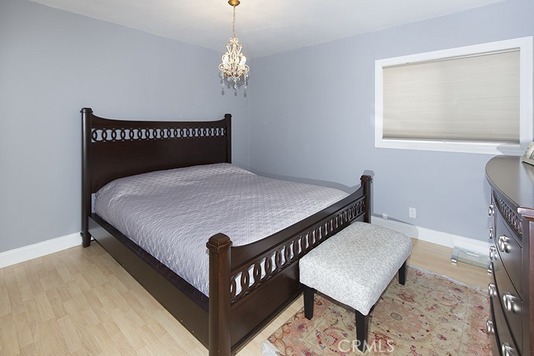 3238 Montrose