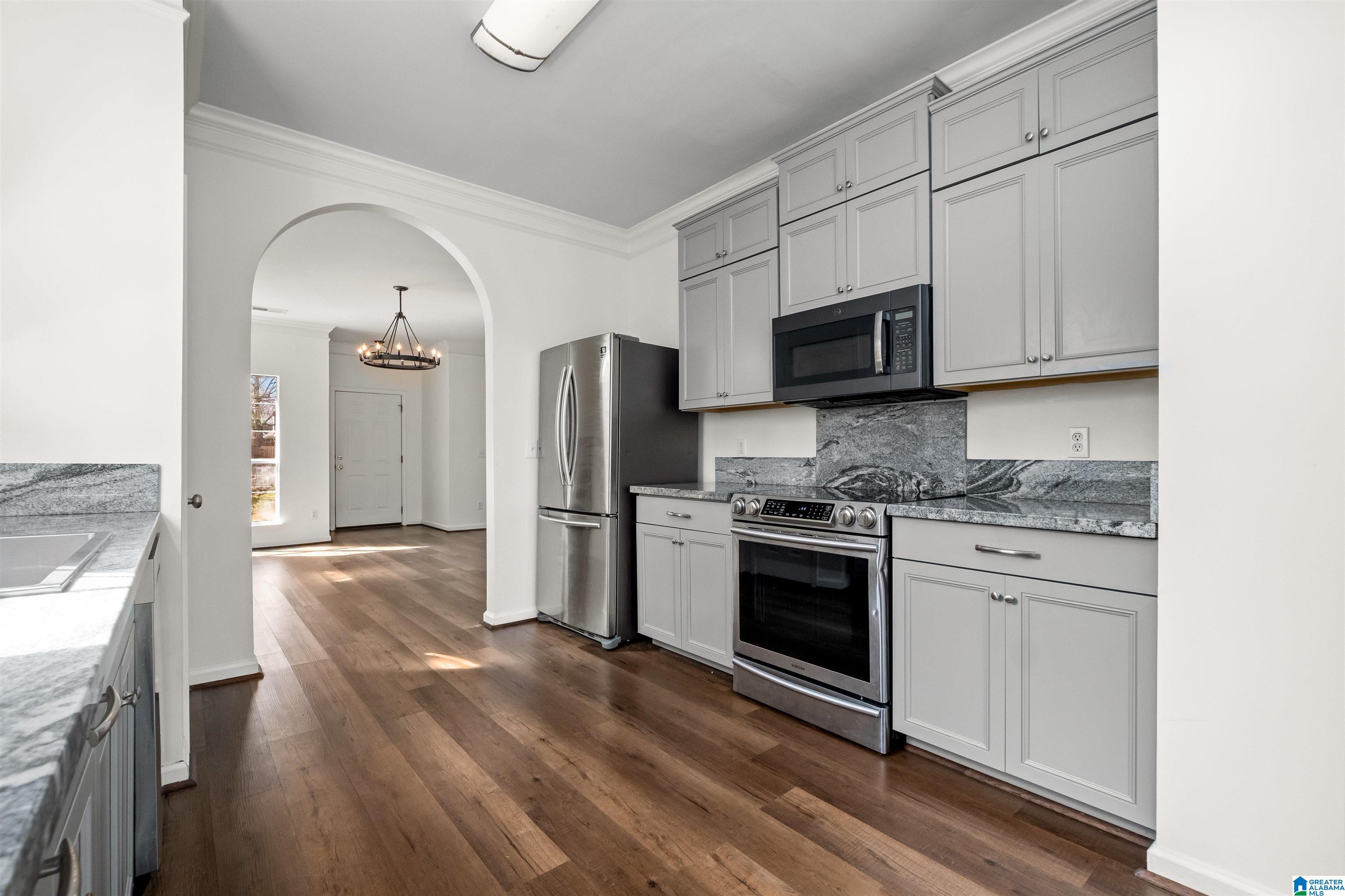 9394 BROOK FOREST CIRCLE