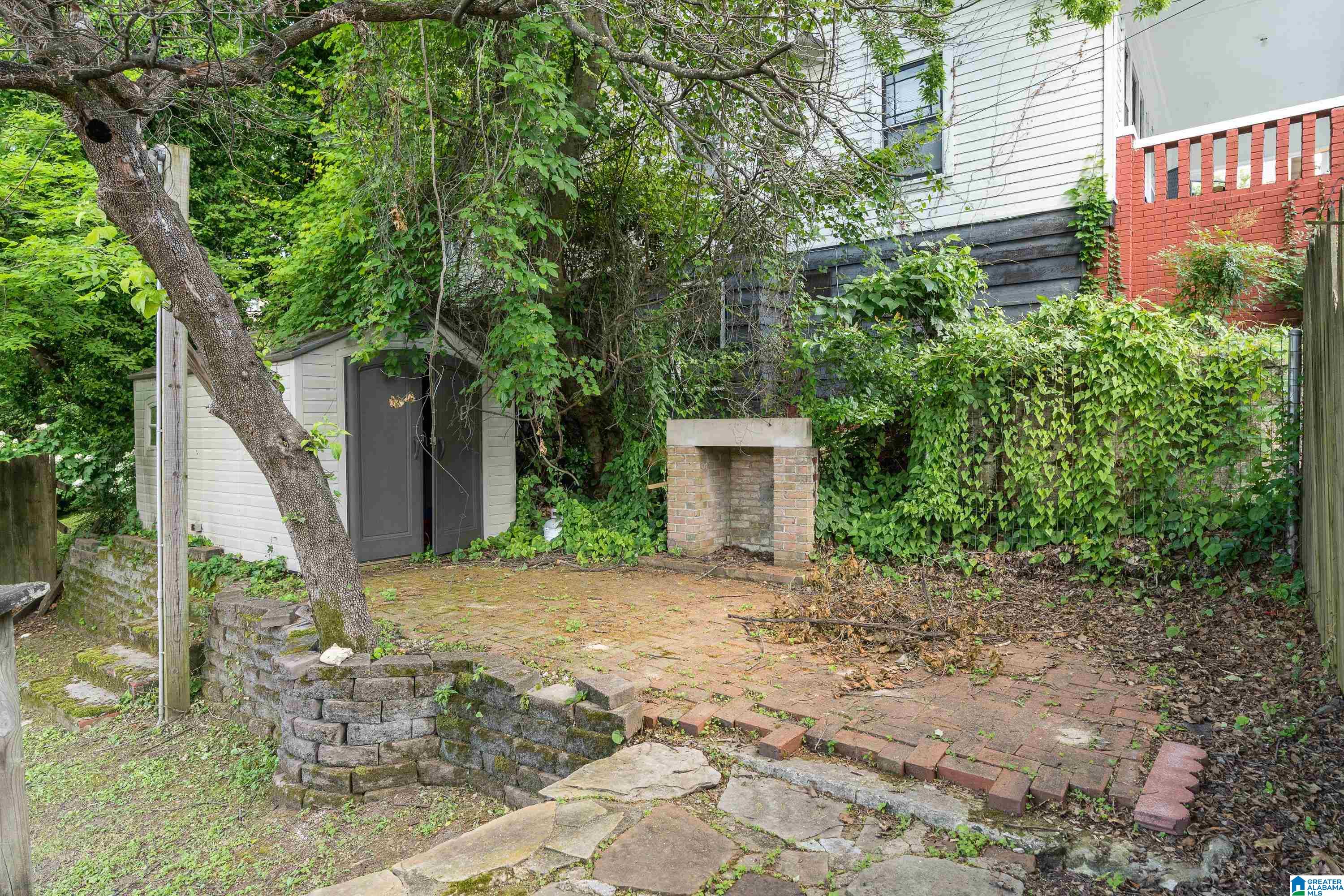 1301 13TH AVENUE S