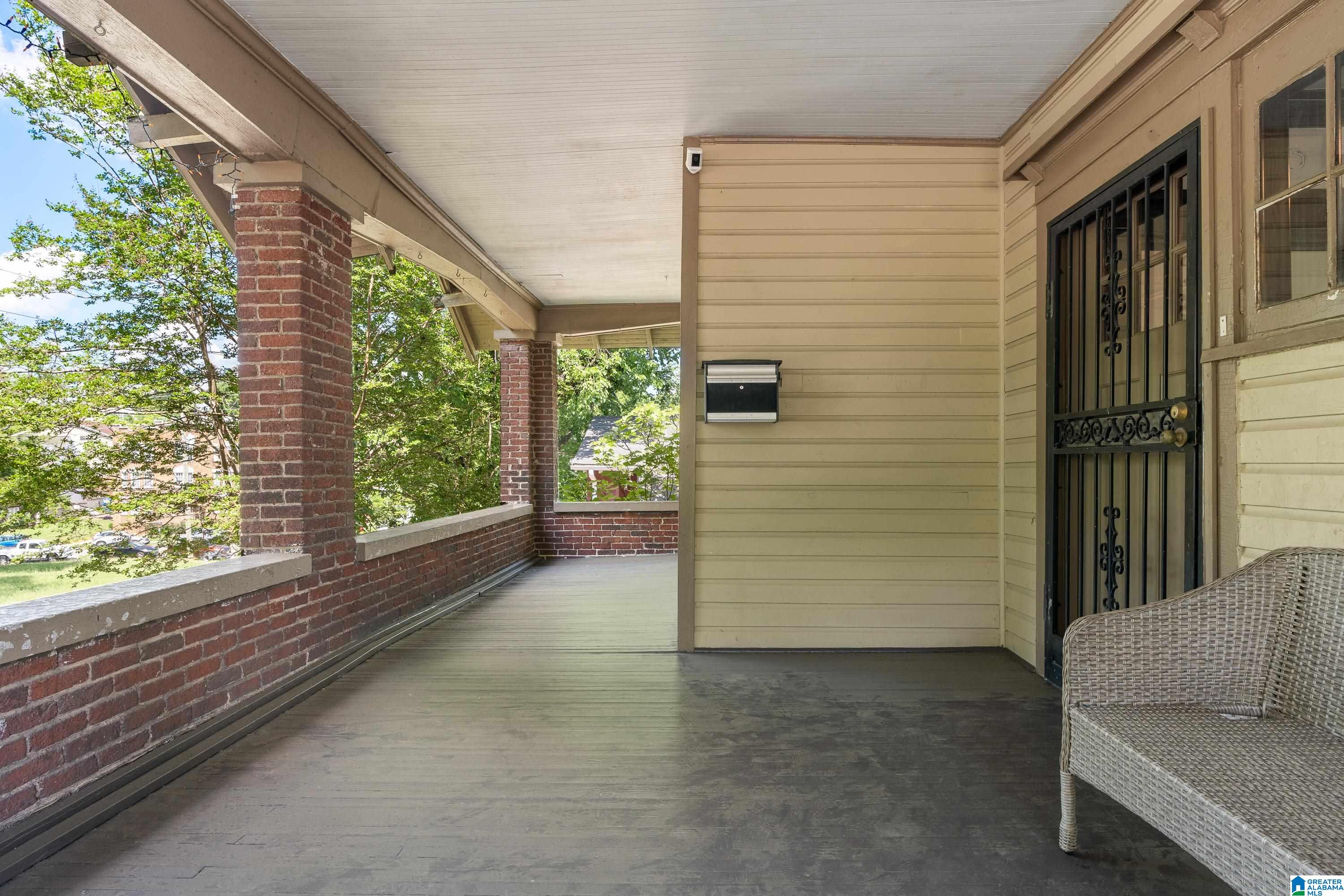 1301 13TH AVENUE S
