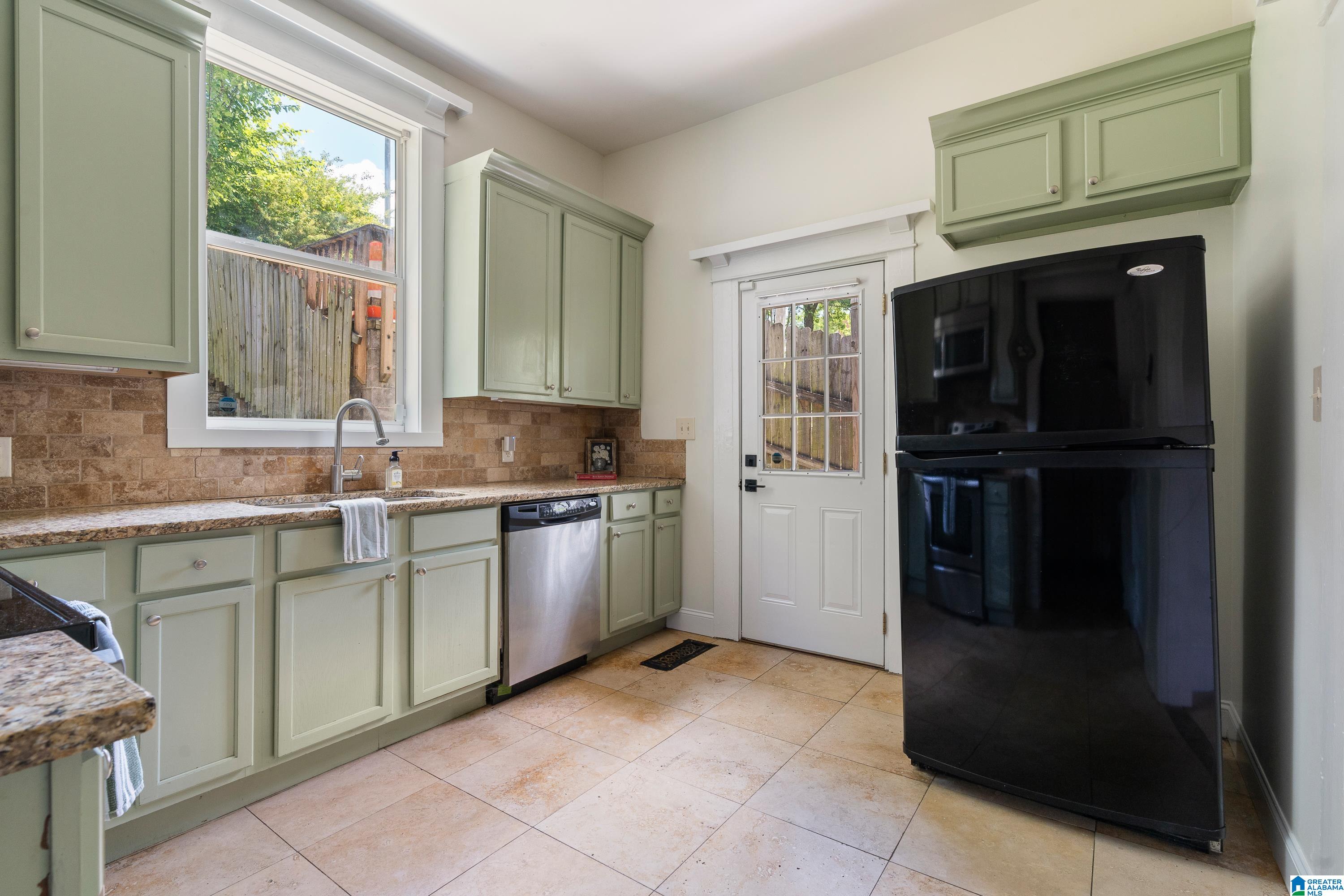 1301 13TH AVENUE S